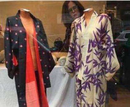 Así son los kimonos que estas amigas encontraron en Japón y Kimono Zara de segunda mano en la provincia de Vizcaya en